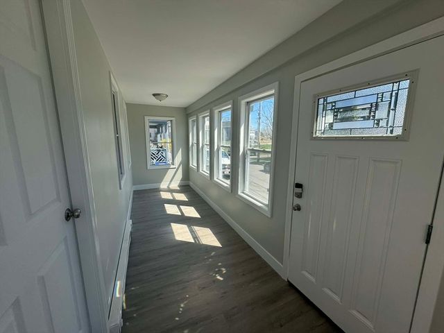 19 Weir Ave, Taunton, MA 02780