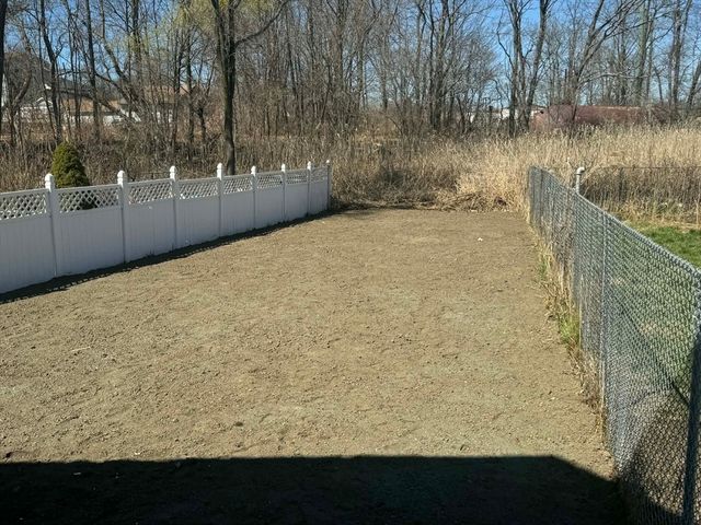 19 Weir Ave, Taunton, MA 02780