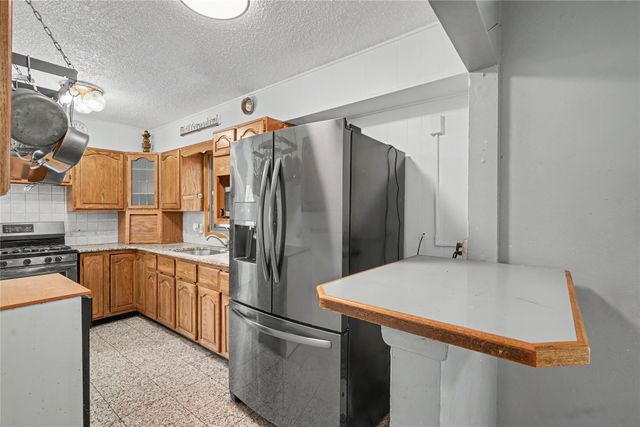 1309 E 28th Street, Des Moines, IA 50317