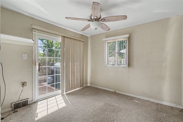 1309 E 28th Street, Des Moines, IA 50317