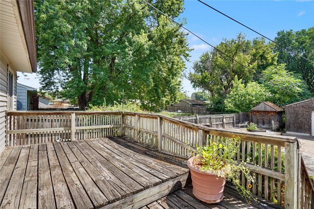 1309 E 28th Street, Des Moines, IA 50317