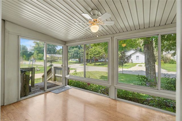 1309 E 28th Street, Des Moines, IA 50317