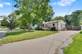 1309 E 28th Street, Des Moines, IA 50317