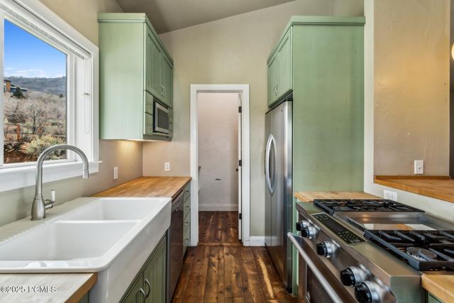 1586 Splendor Valley Road, Kamas, UT 84036