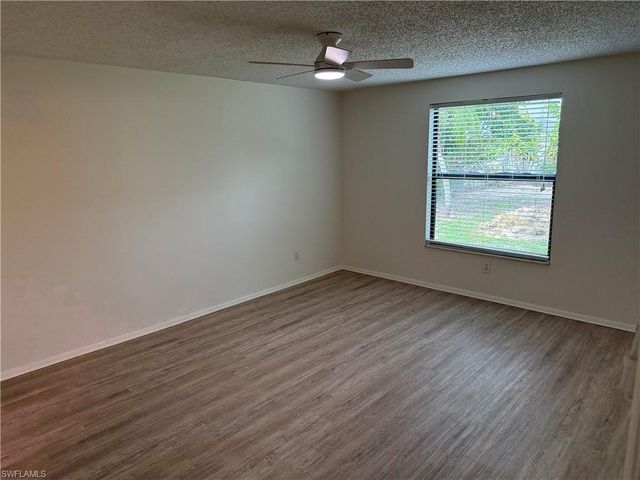 142 SE 1st AVE, Cape Coral, FL 33990