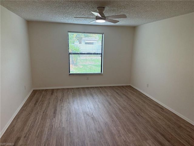 142 SE 1st AVE, Cape Coral, FL 33990