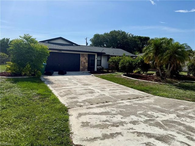 142 SE 1st AVE, Cape Coral, FL 33990