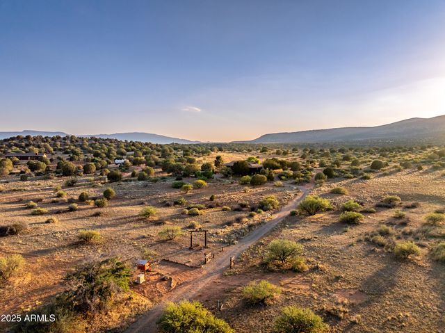 4907 E VIVA Road, Sedona, AZ 86336