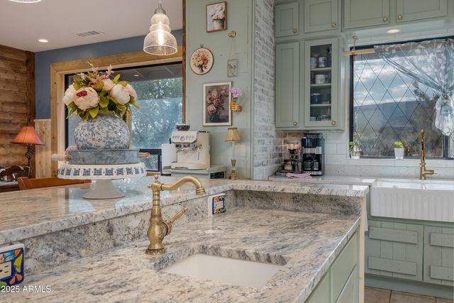 4907 E VIVA Road, Sedona, AZ 86336