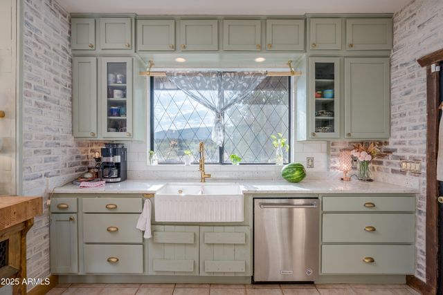 4907 E VIVA Road, Sedona, AZ 86336