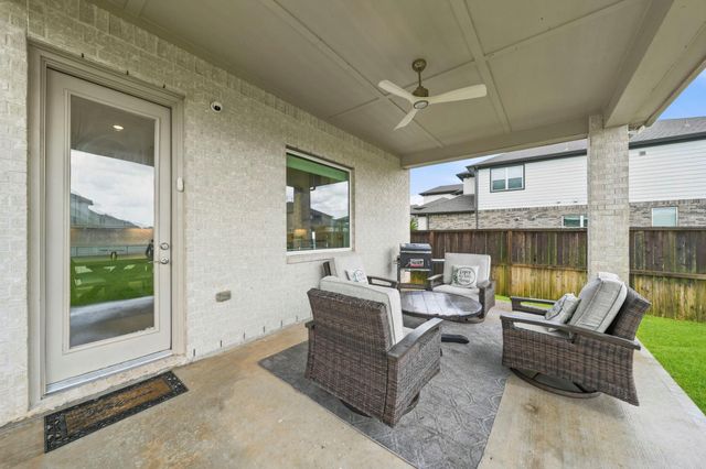 2407 Wooded Park Drive, Missouri City, TX 77459