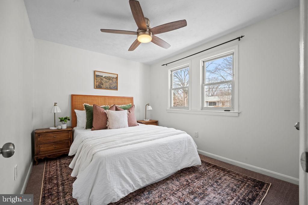 Image 14 of property listing at 279 MAGOTHY BEACH RD, Pasadena, MD 21122