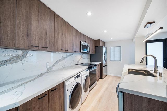 3681 SW 3rd Ave 3681, Miami, FL 33145