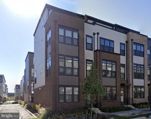 8150 RED HOOK ST, Rockville, MD 20855