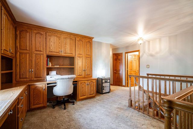 1896 Shady LANE, Grafton, WI 53024
