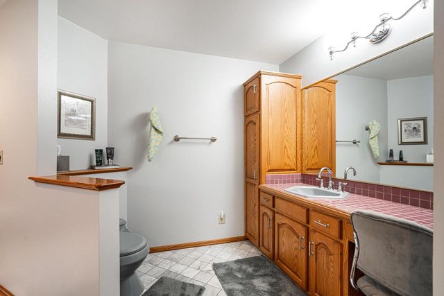1896 Shady LANE, Grafton, WI 53024