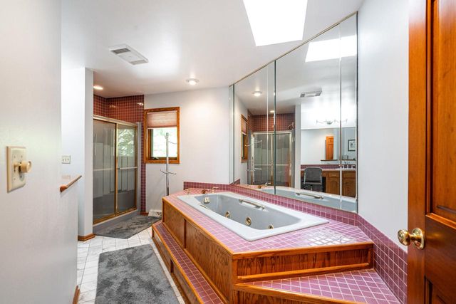 1896 Shady LANE, Grafton, WI 53024