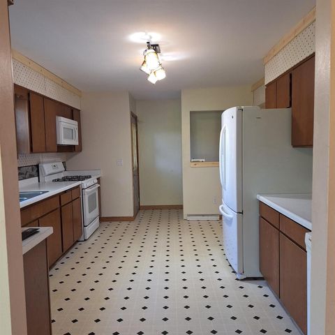 W6709 County Highway CS-Q, Poynette, WI 53955