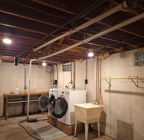 W6709 County Highway CS-Q, Poynette, WI 53955