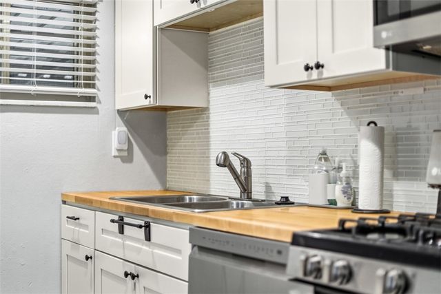 226 Cedarcove St, Carrick, PA 15227