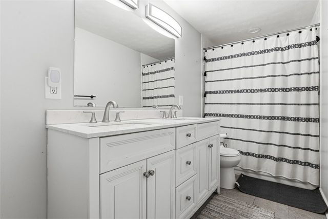 226 Cedarcove St, Carrick, PA 15227