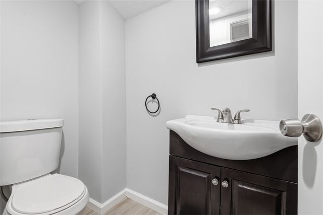 226 Cedarcove St, Carrick, PA 15227