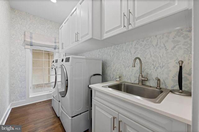 1220 DENBIGH LN, Wayne, PA 19087