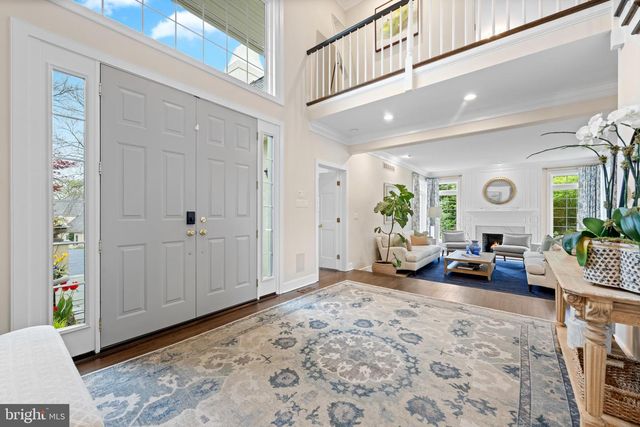 1220 DENBIGH LN, Wayne, PA 19087