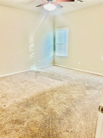 902 Redinger Ridge Drive, Houston, TX 77336