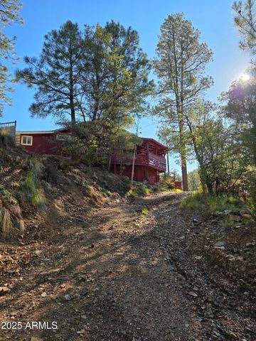 8000 S Breezy Pine Road, Mayer, AZ 86333