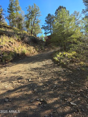 8000 S Breezy Pine Road, Mayer, AZ 86333