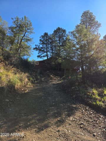 8000 S Breezy Pine Road, Mayer, AZ 86333