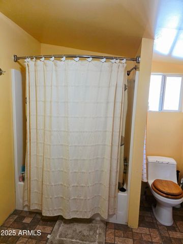 8000 S Breezy Pine Road, Mayer, AZ 86333