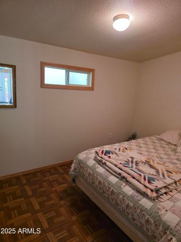 8000 S Breezy Pine Road, Mayer, AZ 86333