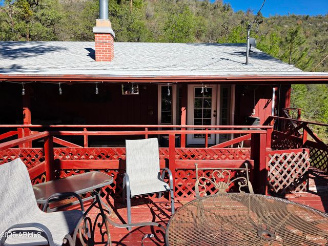 8000 S Breezy Pine Road, Mayer, AZ 86333