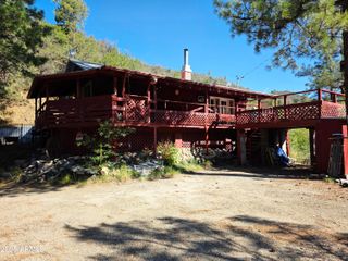 8000 S Breezy Pine Road, Mayer, AZ 86333