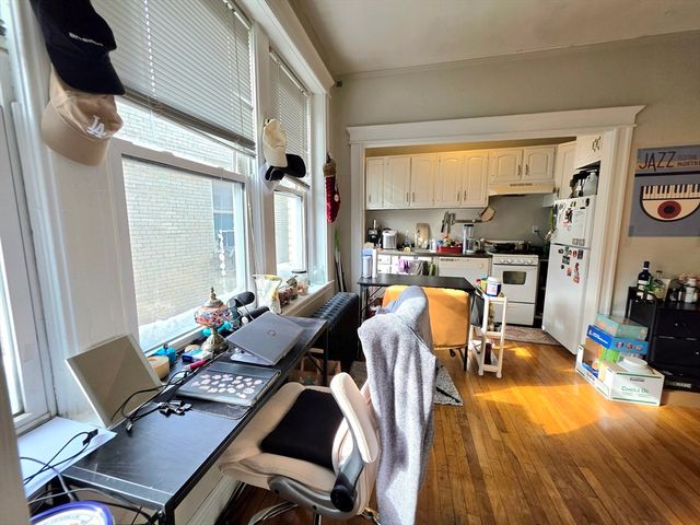 1641 Commonwealth Ave 16, Boston, MA 02135