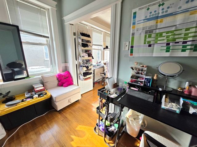 1641 Commonwealth Ave 16, Boston, MA 02135