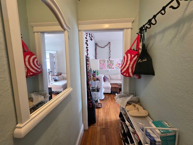 1641 Commonwealth Ave 16, Boston, MA 02135