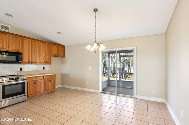 15678 MOSS HOLLOW Drive, Jacksonville, FL 32218