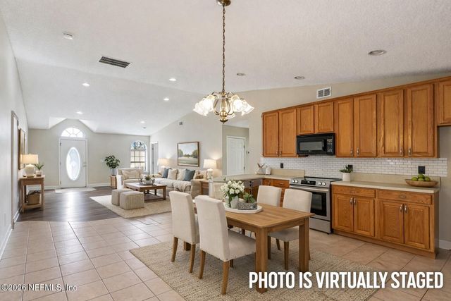 15678 MOSS HOLLOW Drive, Jacksonville, FL 32218