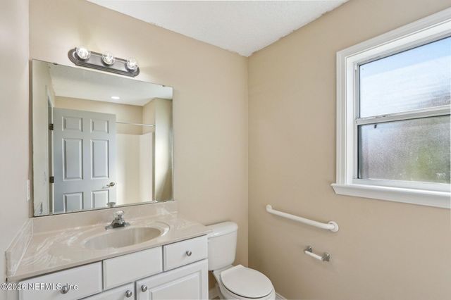 15678 MOSS HOLLOW Drive, Jacksonville, FL 32218