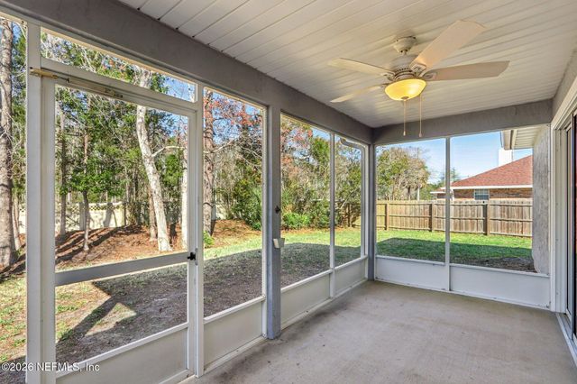 15678 MOSS HOLLOW Drive, Jacksonville, FL 32218