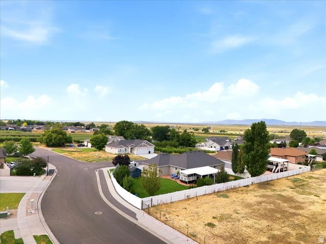 1366 W 3030 S, Perry, UT 84302