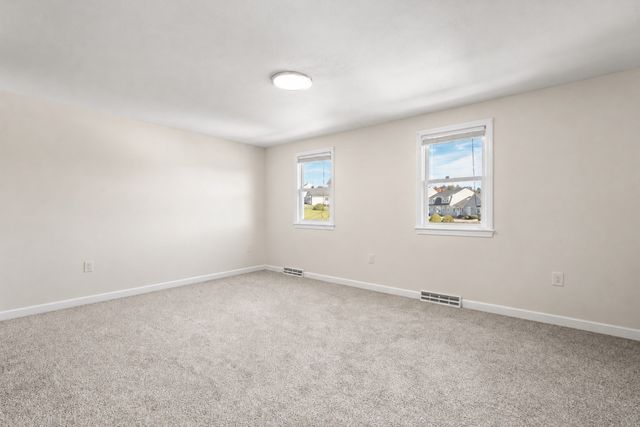 261 Broadway Rd 26, Dracut, MA 01826