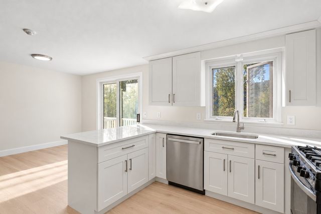 261 Broadway Rd 26, Dracut, MA 01826
