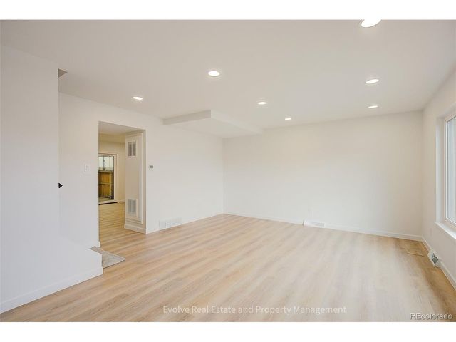 9014 E Mansfield Ave, Denver, CO 80237