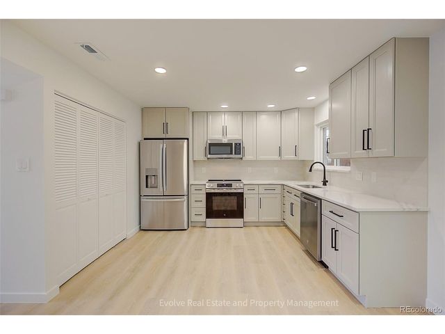 9014 E Mansfield Ave, Denver, CO 80237