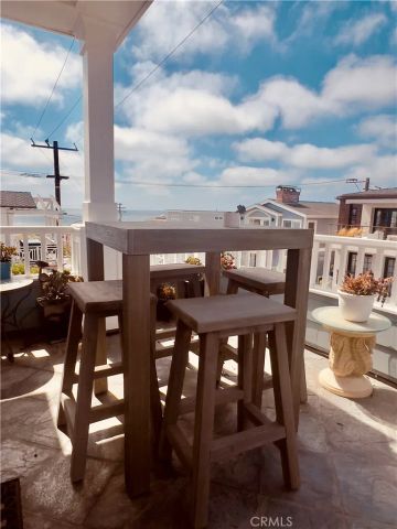 132 28th Street, Hermosa Beach, CA 90254