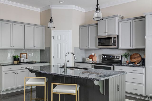 14925 Eastborne Way, Midlothian, VA 23113